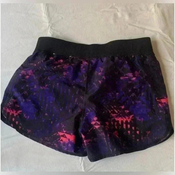 Reebok Girls Active Shorts - Picture 3 of 4